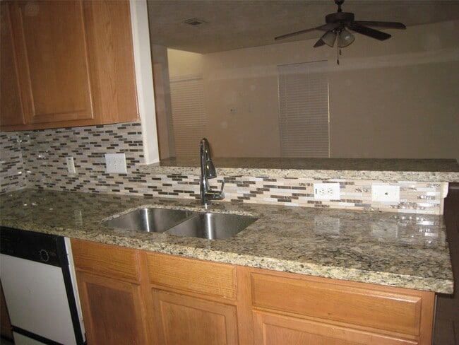 Photo - 7822 Winding Creek View