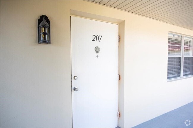 Building Photo - 21 Pine Arbor Ln Rental
