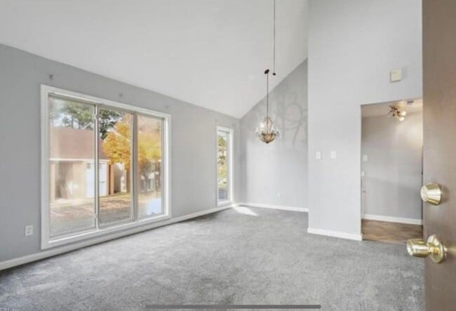 Photo - Welcome to Hampton Club – a gated community offering comfort, convenience, and peace of mind! Unit 4