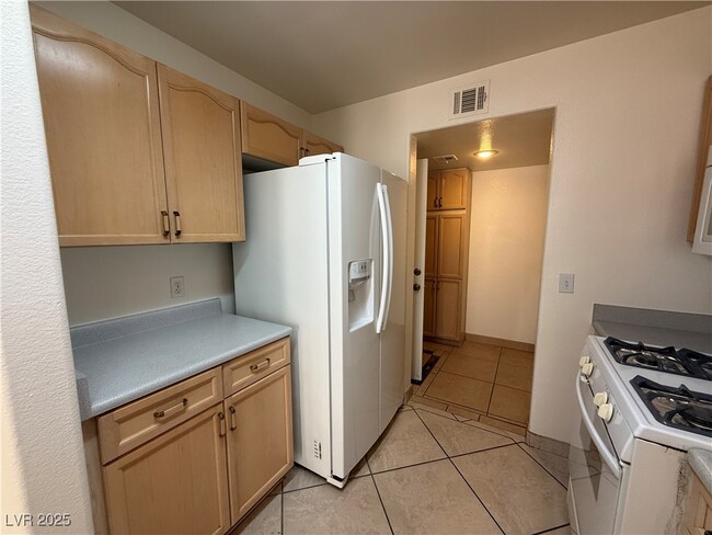 Photo - 9639 Silver City Dr