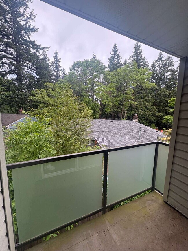 Bright, Spacious Townhome with Stylish Upgrades in Pinehurst/Roosevelt