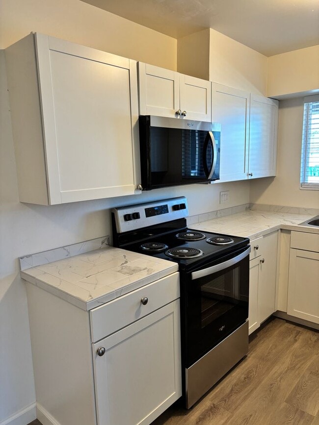 Photo - 840 Unit 850