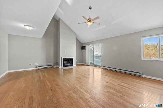 Photo - 187 Lovers Ln Unit 61