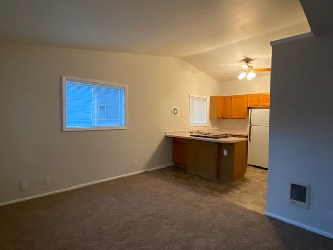 Photo - 5998a Unidad 5998c