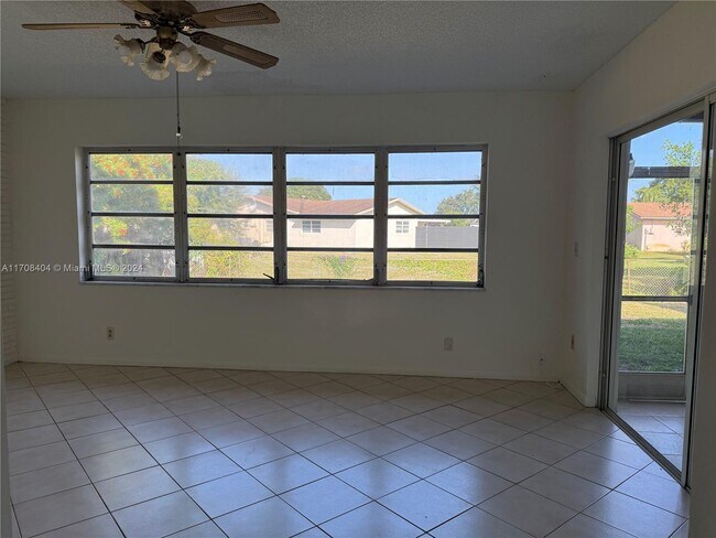 Photo - 9641 NW 5th St