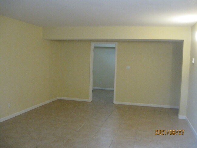 Photo - 1551 Building Unidad BLA