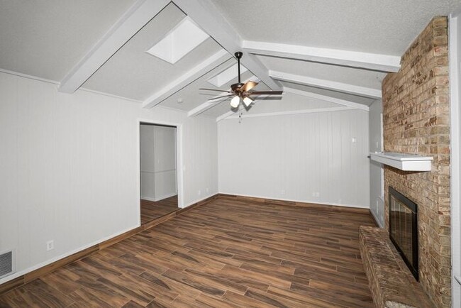 Photo - 8102 Santa Fe Trail