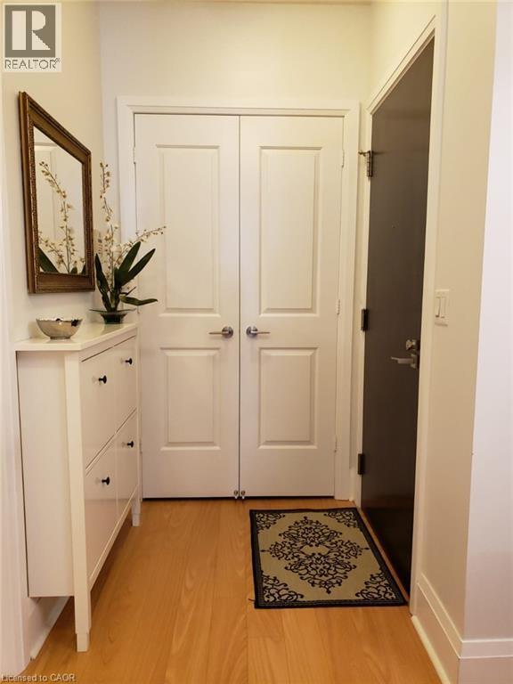 Photo - 100 Harrison Garden Blvd Unité 1314