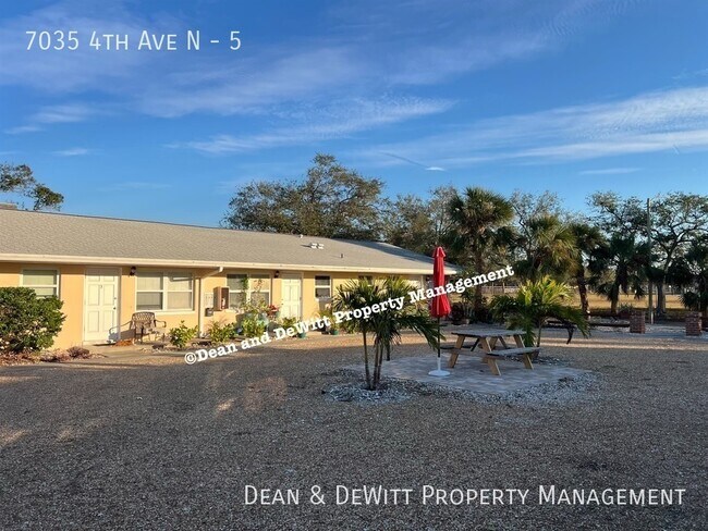 Building Photo - 7035 4th Ave N Unit 5