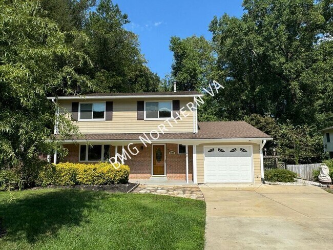 Photo - 5406 Gainsborough Dr
