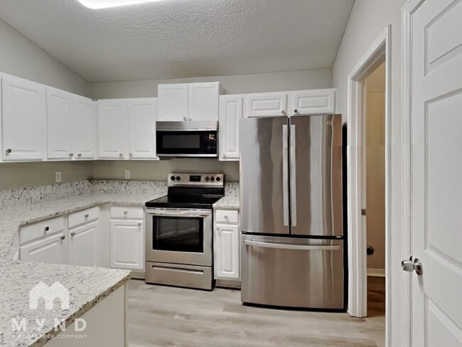 Photo - 1850 Penzance Pkwy