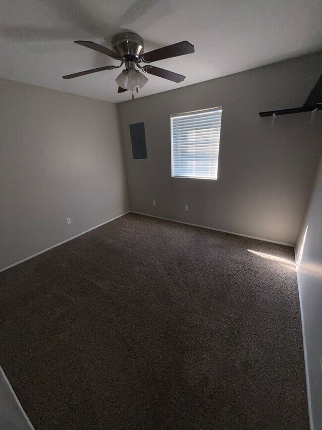 Photo - 3208 Salisbury Ave Unidad 3