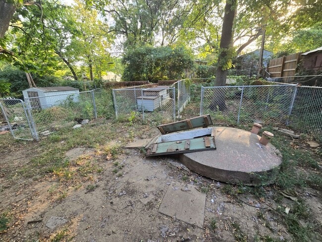 Photo - 3 bed 1 bath W/ back yard bunker!