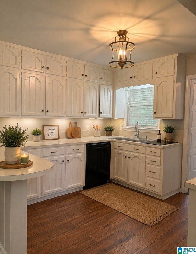 Photo - 933 Garrett Dr