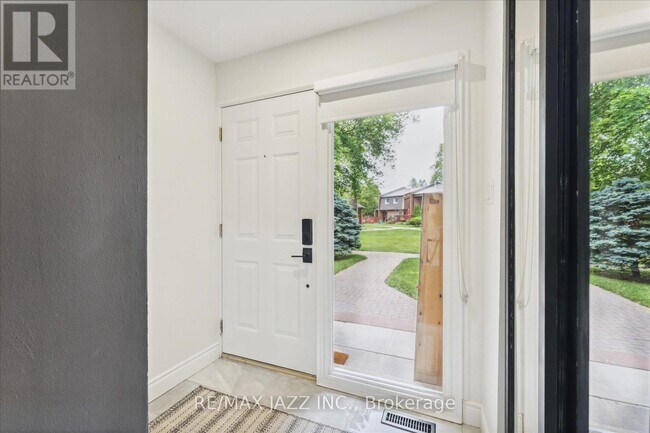 Photo - 103 Dovedale Dr