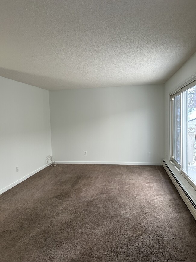 Photo - 3607 118 Ave NW Unit 203