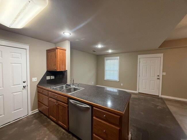 Photo - 113 Butterfield Crossing