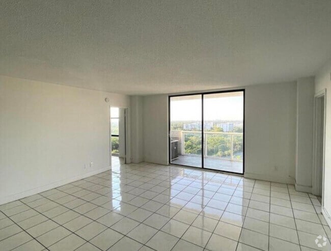 Building Photo - 13499 Biscayne Blvd Unit b Rental