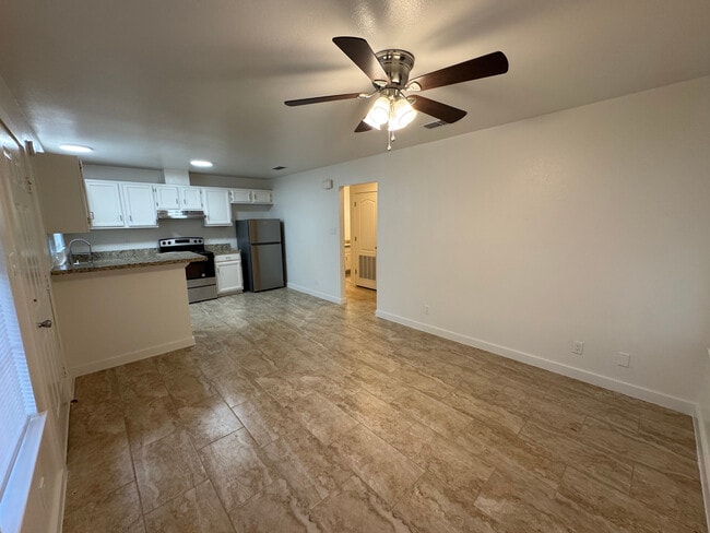 1 Bed Living 01
