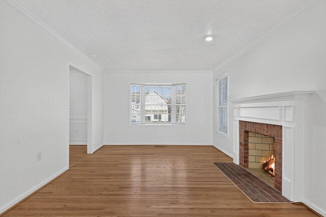 Photo - 1984 Cidermill Ln