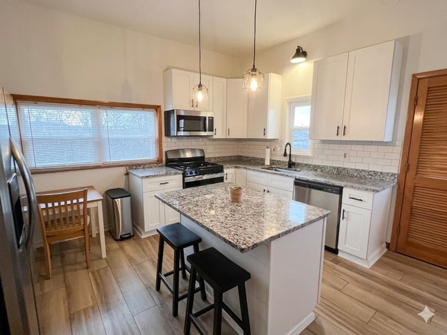 Photo - 2121 Eggers St Unit 1