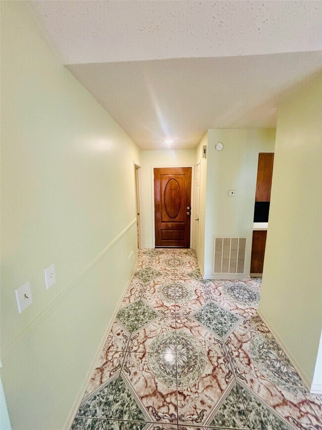 Photo - 6711 Prairie Village Dr
