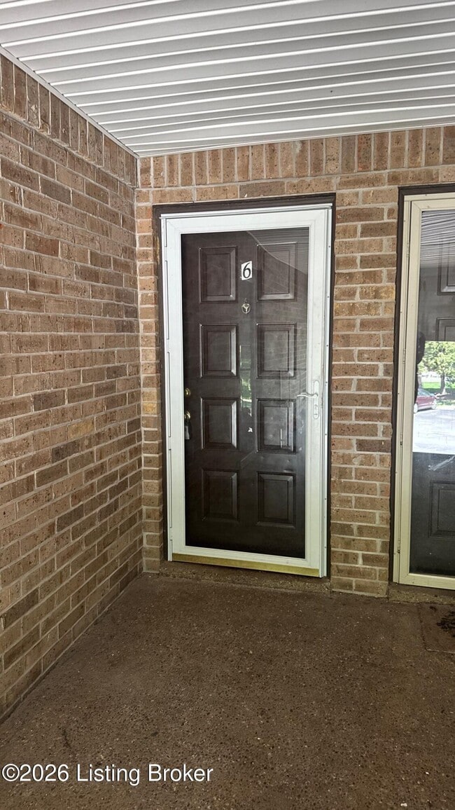 Photo - 6512 Six Mile Ln