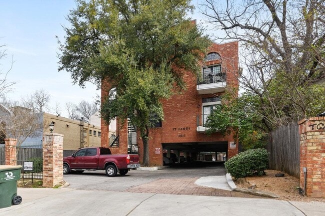 Building Photo - 2811 Rio Grande St Unit 302 Rental
