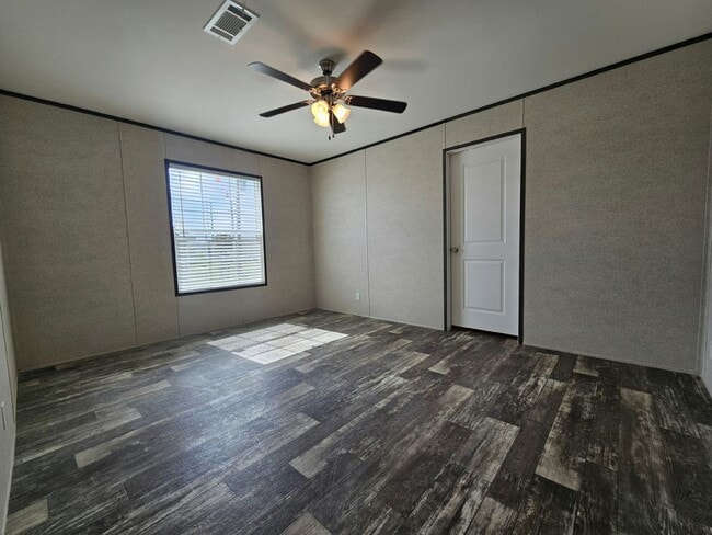 Photo - 1023 Myakka Dr