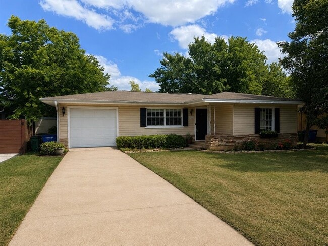 Building Photo - 7521 Delafield Ln