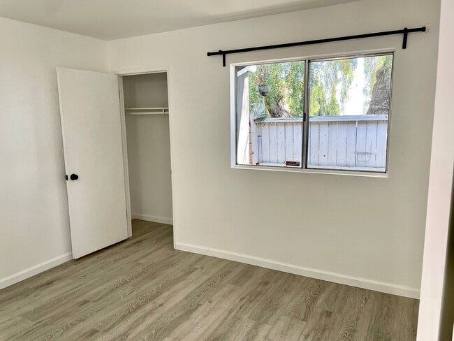 Photo - 1944 Placer Dr