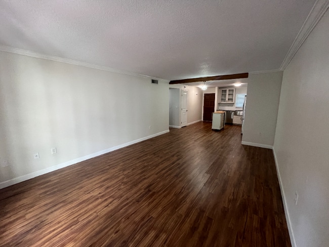 Photo - 210 Magnolia Rd Unidad 104