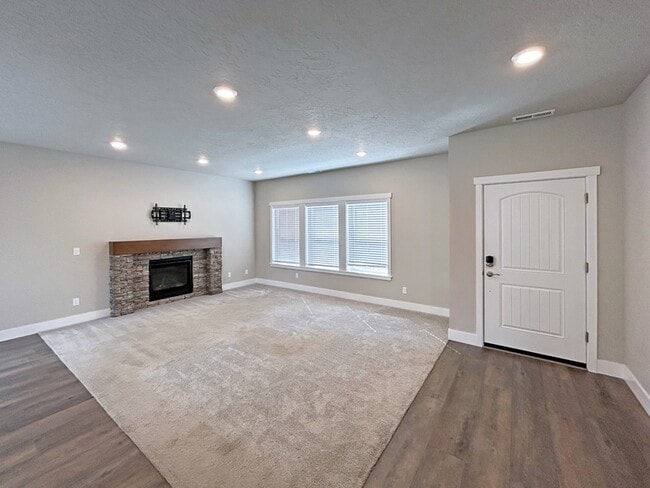 Photo - 3740 Rockcress Rd