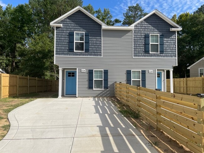 Photo - 935 Fleetwood Dr