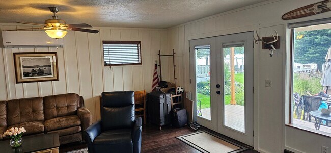 Photo - 3 Bed 2 Bath Newman Lake Home on the water with beach, dock and boat slip