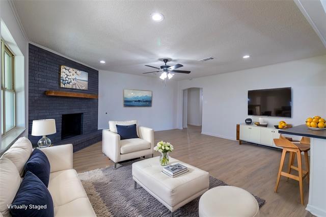 Photo - 6192 Wrigley Way