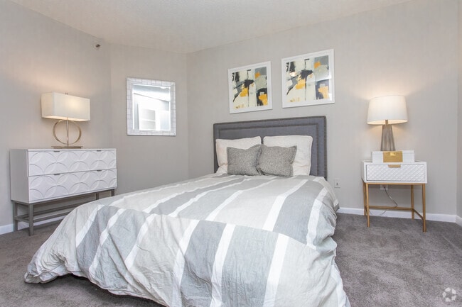 3BR, 2BA - 1245SF