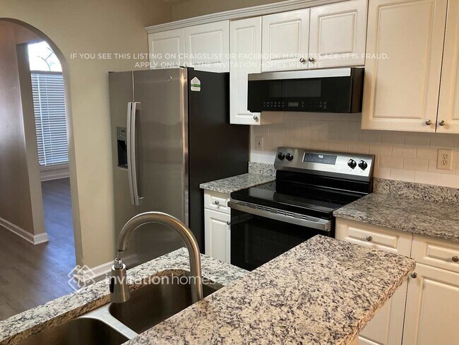 Photo - 213 Towler Dr