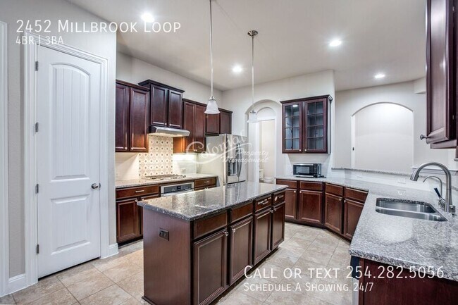 Photo - 2452 Millbrook Loop