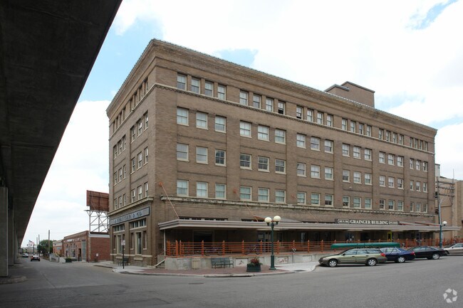 Photo - Grainger Building