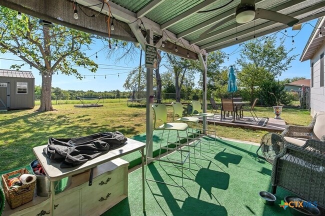 Photo - 906 Debus Dr