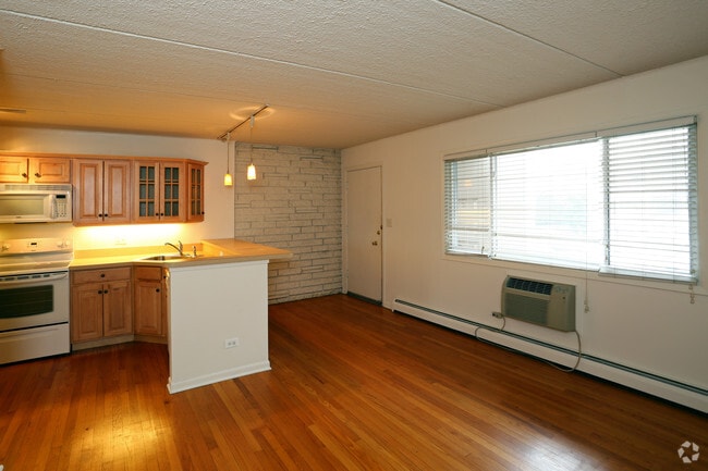 Photo - Prairie Path Apartments