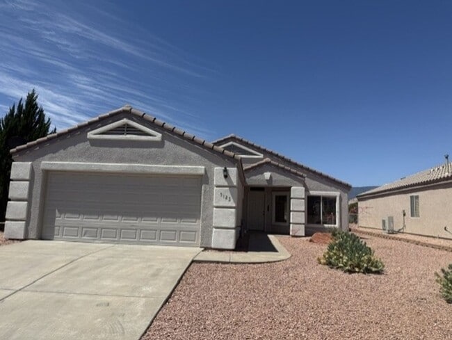Building Photo - 2 bedroom 2 bath home in Amante at Verde Santa Fe - contact Property Pros
