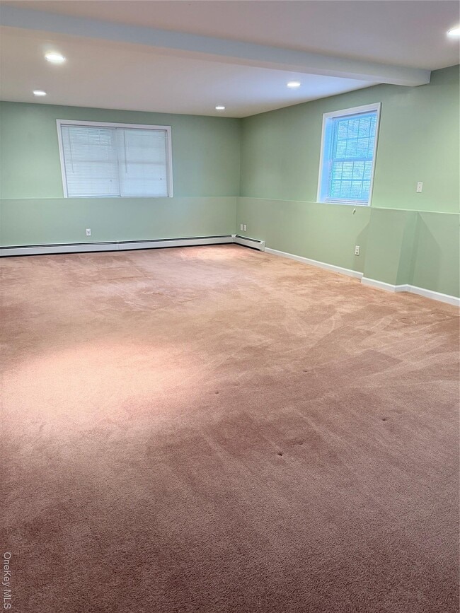 Photo - 1043 Roosa Gap Rd