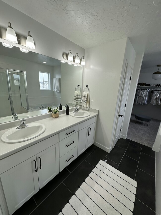 Photo - 3083 S Yellow Bill Dr