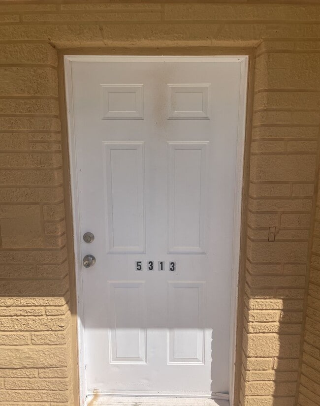 Photo - 5313 Avery Rd Unit 1