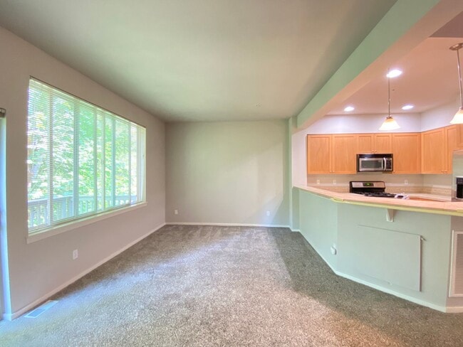 Photo - 2068 NW Boulder Way Dr