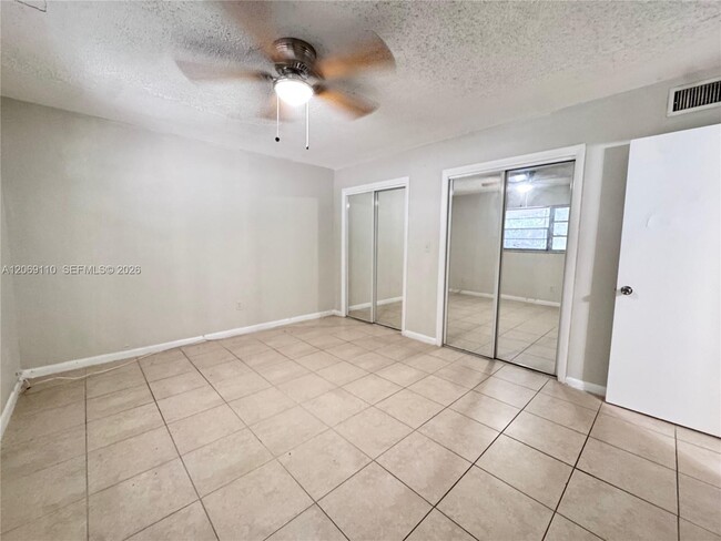 Photo - 3265 Griffin Rd Unit 202