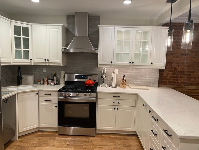 Photo - 308 Lewis Ave Unit Apt1