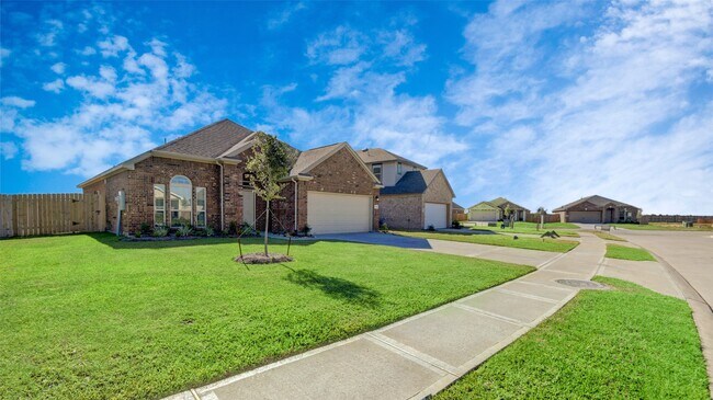 Photo - 3221 Hatteras Dr